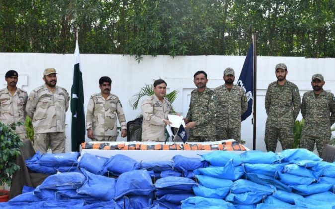 PAKISTAN NAVY and Anti-Narcotics Force Seizes 1000 Kgs Of Drugs Worth PKR 247 Million During A Joint Intelligence Based Operation At North Arabian Sea