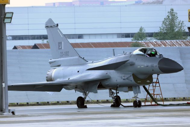 PAKISTAN’s J-10C Stealth Fighter Jet features revolutionary Stealth Golden Canopies to evade radar signature