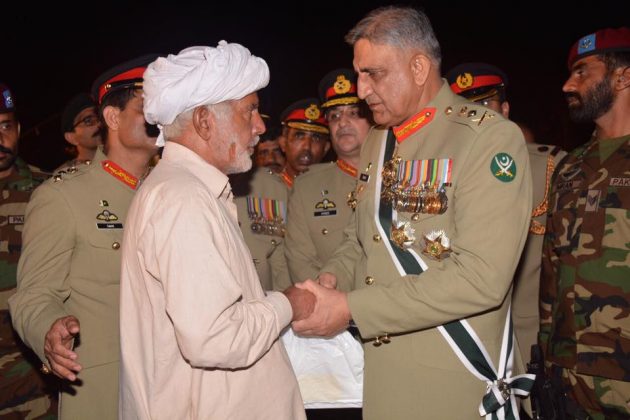 COAS General Bajwa with Families of Shuhada's of PAKISTAN ARMY