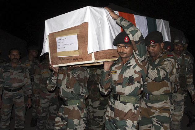 Dozens Of Highly Trained indian Commandos 'ACCIDENTLY' Killed And Dozens Injured Near CHINESE Territory Of Ladakh