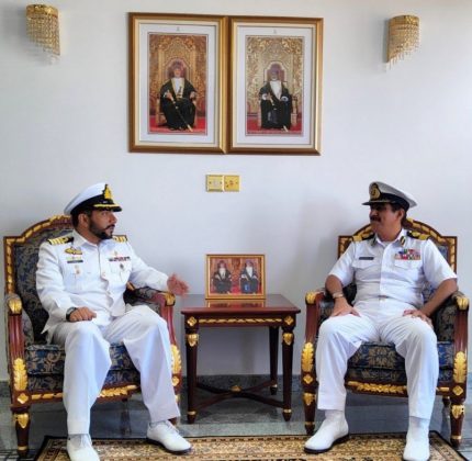 PAKISTAN NAVY Stealth Warship PNS SHAMSHEER Visits Oman on Regional Maritime Security Patrols