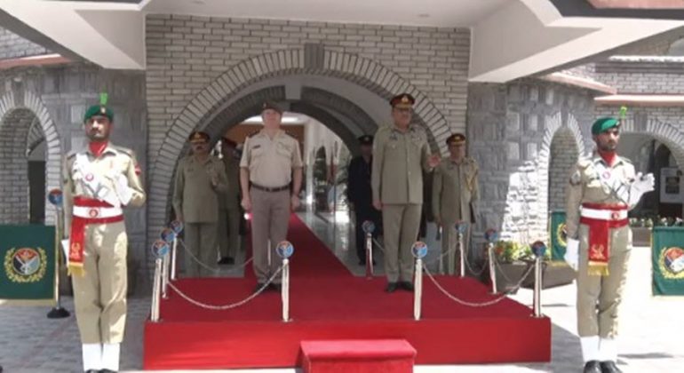 Chief Of The Joint Staff of the Argentina Armed Forces Held One On One High-Profile Important Meeting With CJCSC General Nadeem Raza At Joint Staff HQ Islamabad