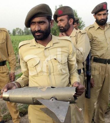 PAF Shot down israeli UAV Searcher-II for violating PAKISTANI Airspace Near Lahore