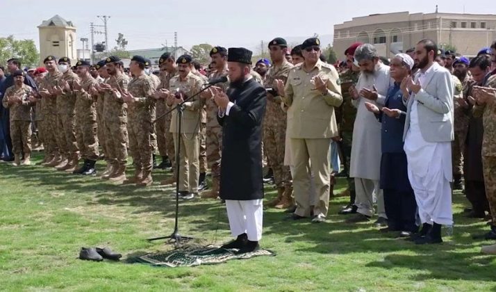 COAS General Qamar Javed Bajwa Attends The Funeral Prayers Of Corps Commander Quetta Lieutenant General Sarfraz Ali And 5 Other Senior PAK ARMY Officers At Quetta