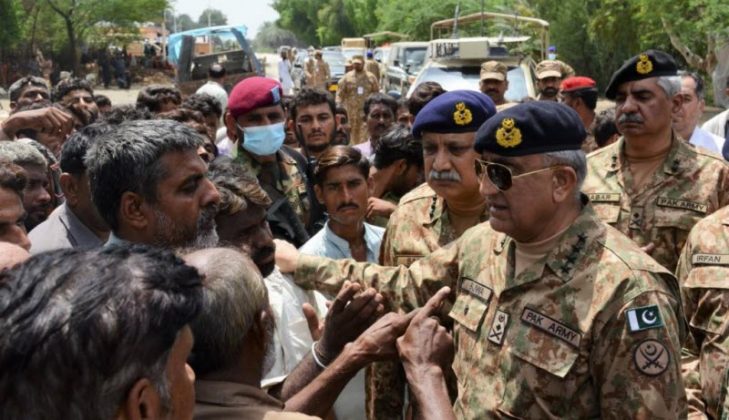 COAS spends day with flood victims in Khairpur, Kambar Shahdad Kot