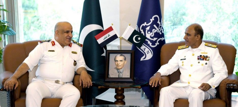 Iraqi Naval Commander and PAKISTAN NAVAL CHIEF Discuss regional security at NAVAL HQ Islamabad