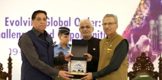 President Of The ISLAMIC Republic Of PAKISTAN Held One On One Important Meeting With CAS Air Chief Marshal Zaheer Ahmed Babar In AIR HQ Islamabad