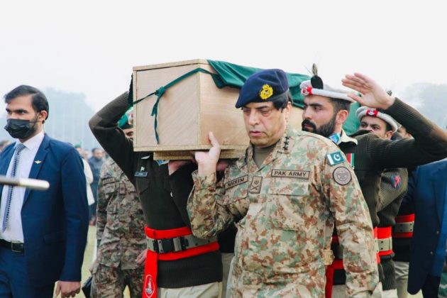 DG ISI Lieutenant General Nadeem Anjum participated in the Namaz-e-Janaza of the Martyred CTD Officials in Khanewal