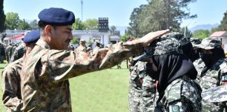 COAS offers Eid prayers with troops at PAK-Afghan border