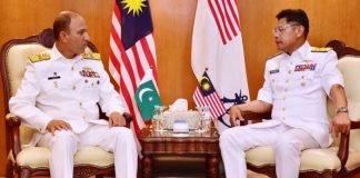 CNS Admiral Muhammad Amjad Khan Niazi Held One On One Important Meetings With Top Malaysian Naval Leadership During Official Visit To Malaysia