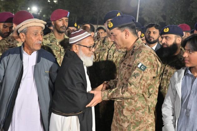 NAMAZ-E-JANAZA of Norht Wazrisitan Martyrs Offered at Chaklala Garrison