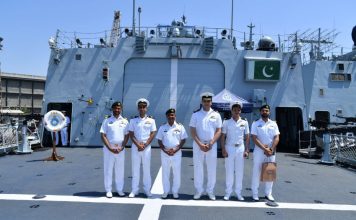 High-Profile Egyptian Navy Commander Visits PAK NAVY Units In Karachi