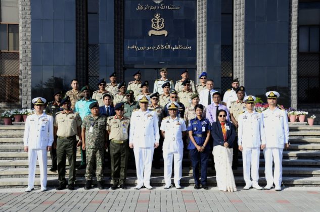 27 x Member Delegation From National Defense Course Bangladesh Paid High-Profile And Important Visit To NAVAL HQ Islamabad