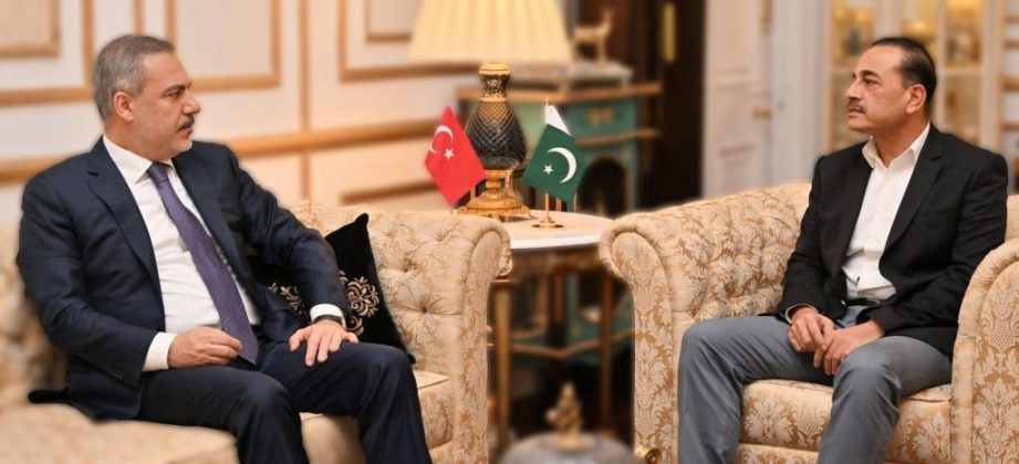 Foreign Minister Of PAKISTAN Iron Brother TURKIYE H.E Mr. Hakan Fidan And PAK ARMY CHIEF General Asim Munir Discusses The Serious Issue Of indian And iranian State Terrorism At GHQ Rawalpindi