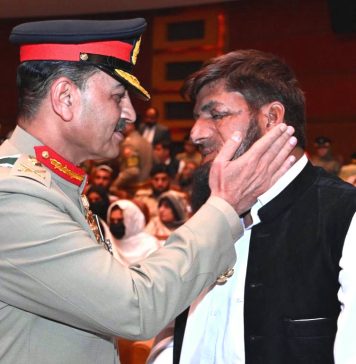 PAK ARMY CHIEF General Asim Munir Confers Coveted MILITARY AWARDS On PAK ARMED FORCES Personnel For Their Unmatched Gallantry During An Investiture Ceremony Held At GHQ Rawalpindi