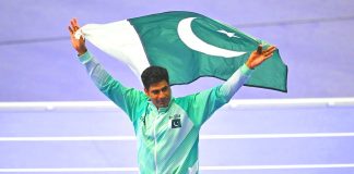 CJCSC And TRI-SERVICES CHIEFS Congratulates Hero Of Sacred PAKISTAN Arshad Nadeem For Bringing Honor For His Sacred Country By Winning A Gold Medal By Defeating Shameless Terrorist indian