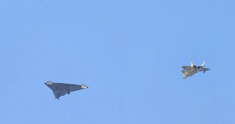 PAKISTAN Iron Brother CHIAN tests out 2 ‘flying wing’ 6th generation fighter jets on Boxing Day