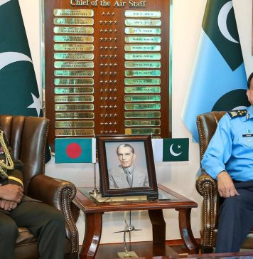 Principal Staff Officer Armed Forces Division BANGLADESH Lieutenant General S M Kamr-ul Hassan Held Most Important Meeting With PAK AIR CHIEF Zaheer Ahmed Babar At AIR HQ Islamabad