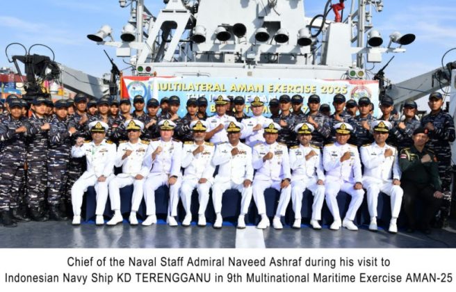 PAK NAVAL CHIEF Admiral Muhammad Naveed Ashraf Visits The Indonesian Navy Ship KD TERENGGANU