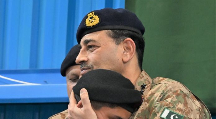 COAS General Asim Munir Spend Eid-ul-Fitr with Brave and Valiant PAK ARMED FORCES Deployed At Western Sector