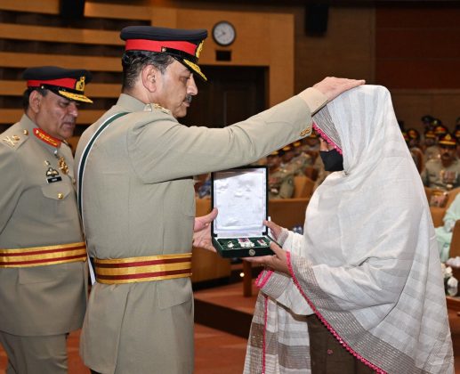 https://www.pakdefense.com/wp-content/uploads/2025/04/Investiture-Ceremony-held-at-GHQ-Rawalpindi.jpg