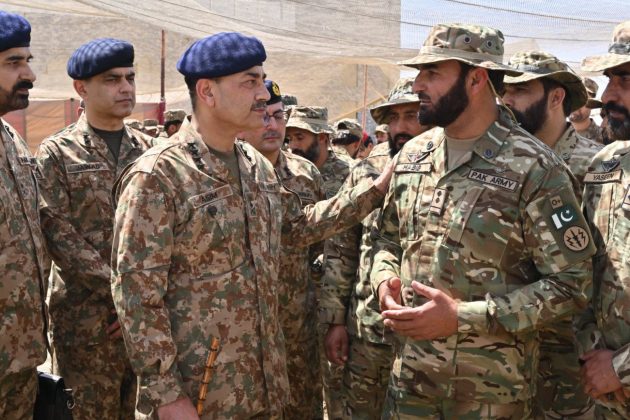 PAK ARMY CHIEF General Asim Munir Spends The Festivities Of Eid-ul-Fitr With The Brave And Valiant PAK ARMED FORCES Officers And Troops Deployed At Western Sectors At South Waziristan And