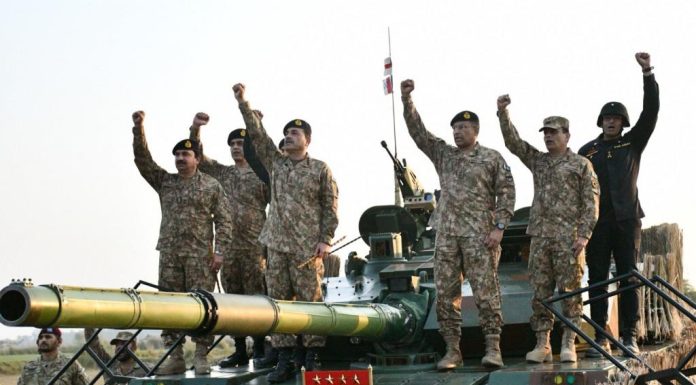 PAK ARMY CHIEF General Asim Munir Vows 1.3 Million Filthy indian armed forces Failed To Subdue Sacred PAKISTAN Despite All Their Attempts & 1500 indian And iranian Terrorist Also Can't Do The Same