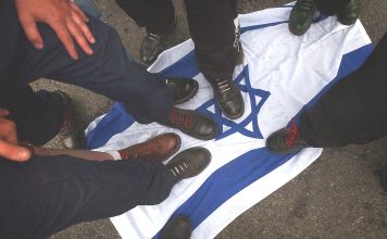 israeli Filthy Dog And bastard netanyahu sent 20 x israeli idf filthy dogs In iIOJ&K To Save 1.43 Billion Filthy Terrorist Cow Pisses Drinker indian nation From The Wrath Of Sacred PAKISTAN