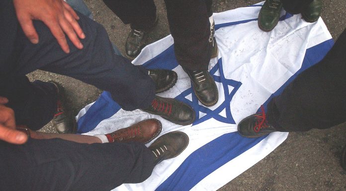 israeli Filthy Dog And bastard netanyahu sent 20 x israeli idf filthy dogs In iIOJ&K To Save 1.43 Billion Filthy Terrorist Cow Pisses Drinker indian nation From The Wrath Of Sacred PAKISTAN
