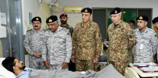 PAK NAVAL CHIEF Admiral Muhammad Naveed Ashraf visits CMH Rawalpindi to inquire about the Health of Injured Bravest Sons of Sacred PAKISTAN