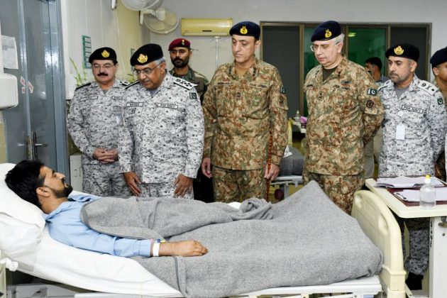 PAK NAVAL CHIEF Admiral Muhammad Naveed Ashraf visits CMH Rawalpindi to inquire about the Health of Injured Bravest Sons of Sacred PAKISTAN