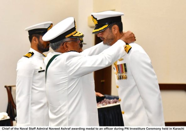 (CNS) Adm Muhammad Naveed Ashraf Confers Prestigious MILITARY AWARDS Upon PAK NAVY Personnel