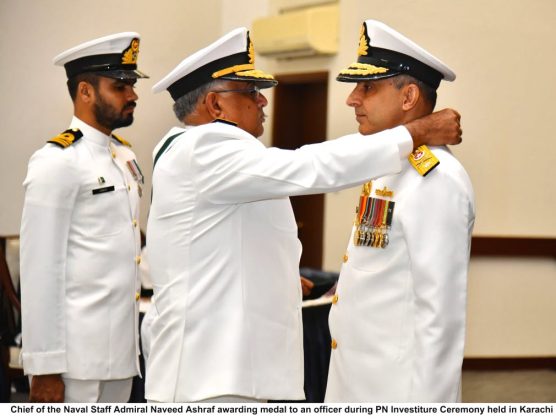 CNS Adm Muhammad Naveed Ashraf Confers Prestigious MILITARY AWARDS Upon PAK NAVY Personnel In Karachi