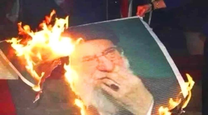 Unknown Potential Attackers Brutally Kills 5 x iranian commandos Like Rabid Dogs During Attack Out At Restive Sistan-Balochistan Near The Border Of Beloved Peace Loving Sacred PAKISTAN
