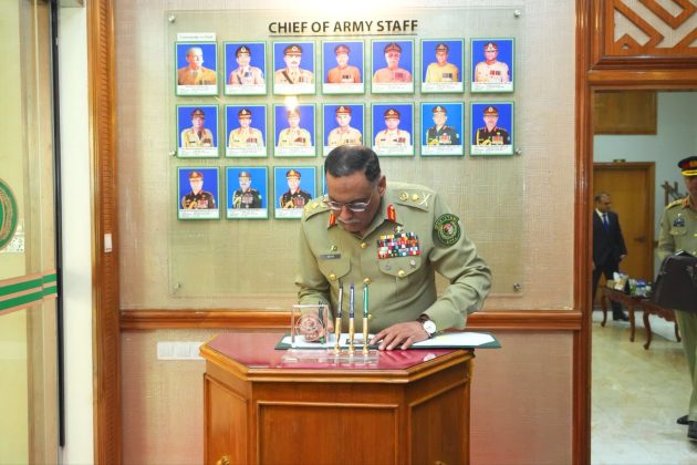 CICSC Gen Sahir Shamshad Mirza And With PAKISTAN Iron Brother BANGLADESH Army Chief General Waker-Uz-Zaman Disucsses Regional Security At BANGLADESH Army HQ In Dhaka