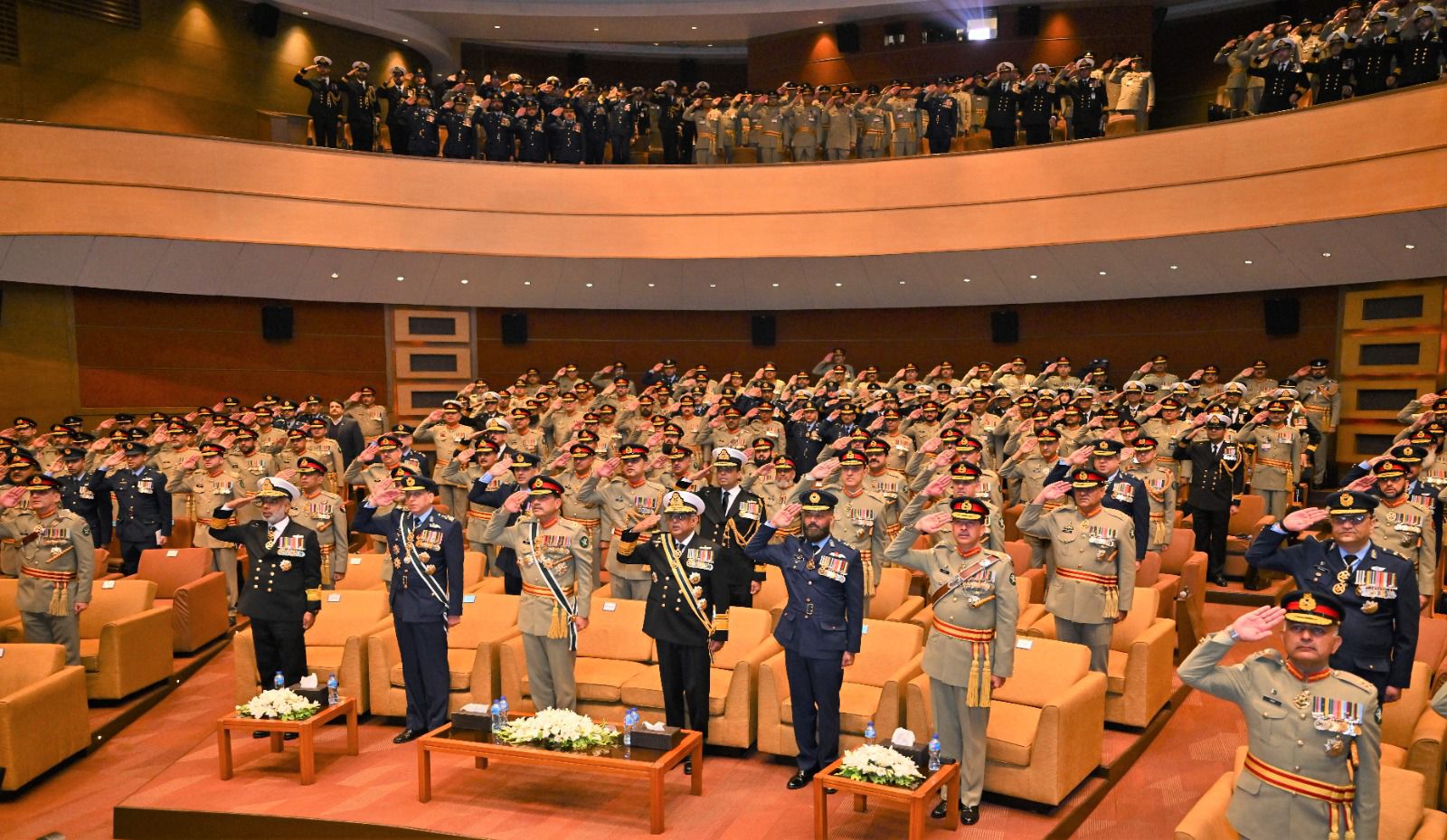 Brave TRI-ARMED FORCES Of Sacred PAKISTAN Pays TRI-SERVICES Guard Of Honor To Sacred PAKISTAN First Ever CHIEF OF DEFENSE FORCES PAK ARMY CHIEF Hafiz Syed Asim Munir