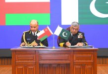 COMMANDER ROYAL NAVY OF OMAN CALLS ON CHIEF OF THE NAVAL STAFF ADMIRAL MUHAMMAD NAVEED ASHRAF AT NAVAL HQ IN ISLAMABAD