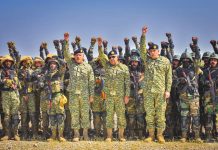 PAK NAVAL CHIEF (CNS) Admiral Muhammad Naveed Ashraf Successfully Visited The Forward Posts In Creeks Area Of Sacred Country PAKISTAN